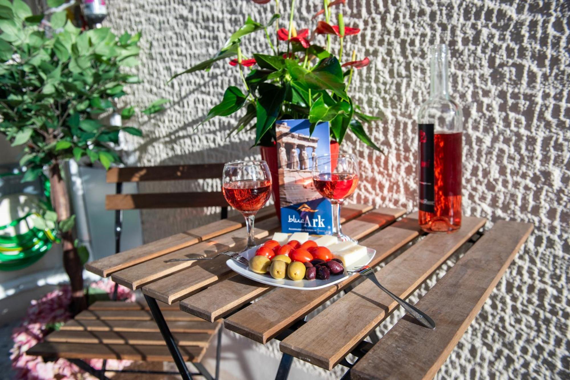Ferienwohnung Blue Ark Acropolis Compass Athen Exterior foto